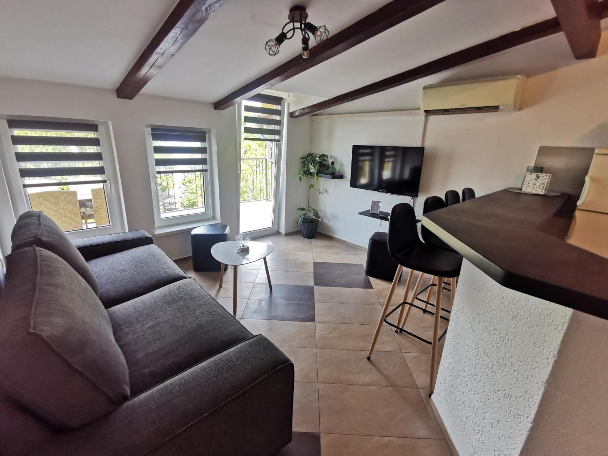 Apartment Katy พูลา ภายนอก รูปภาพ